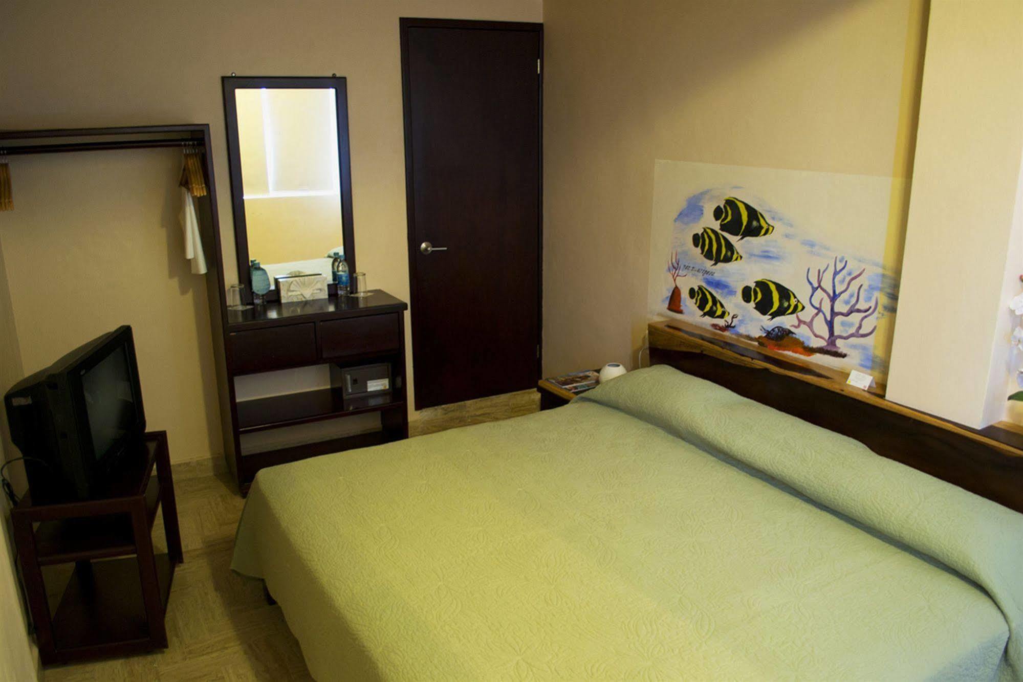 "5Th Av" Sol Del Caribe Apart Hotel (Adults Only) Playa del Carmen Extérieur photo